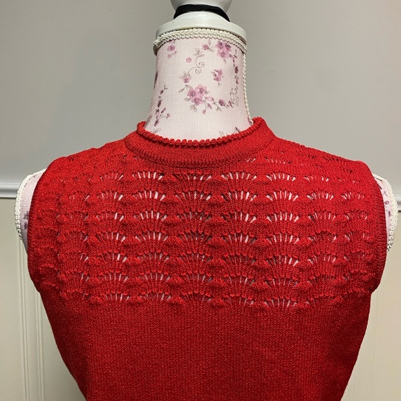 ST. JOHN Twin Set Sweater Set Cardigan and Matching Shell - Picture 11 of 16